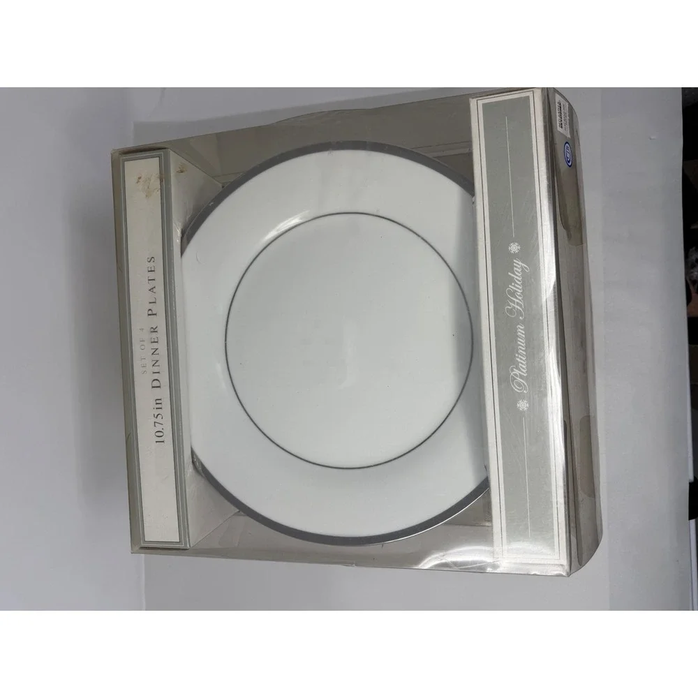 Bed Bath & Beyond Platinum Holiday Porcelain Dinner Plates 24K Platinum Set of 4